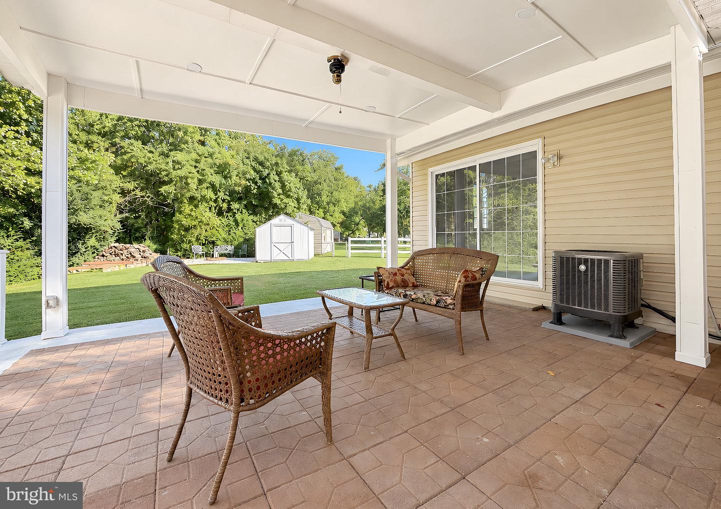 22712 Parkview Dr Property Photo 29