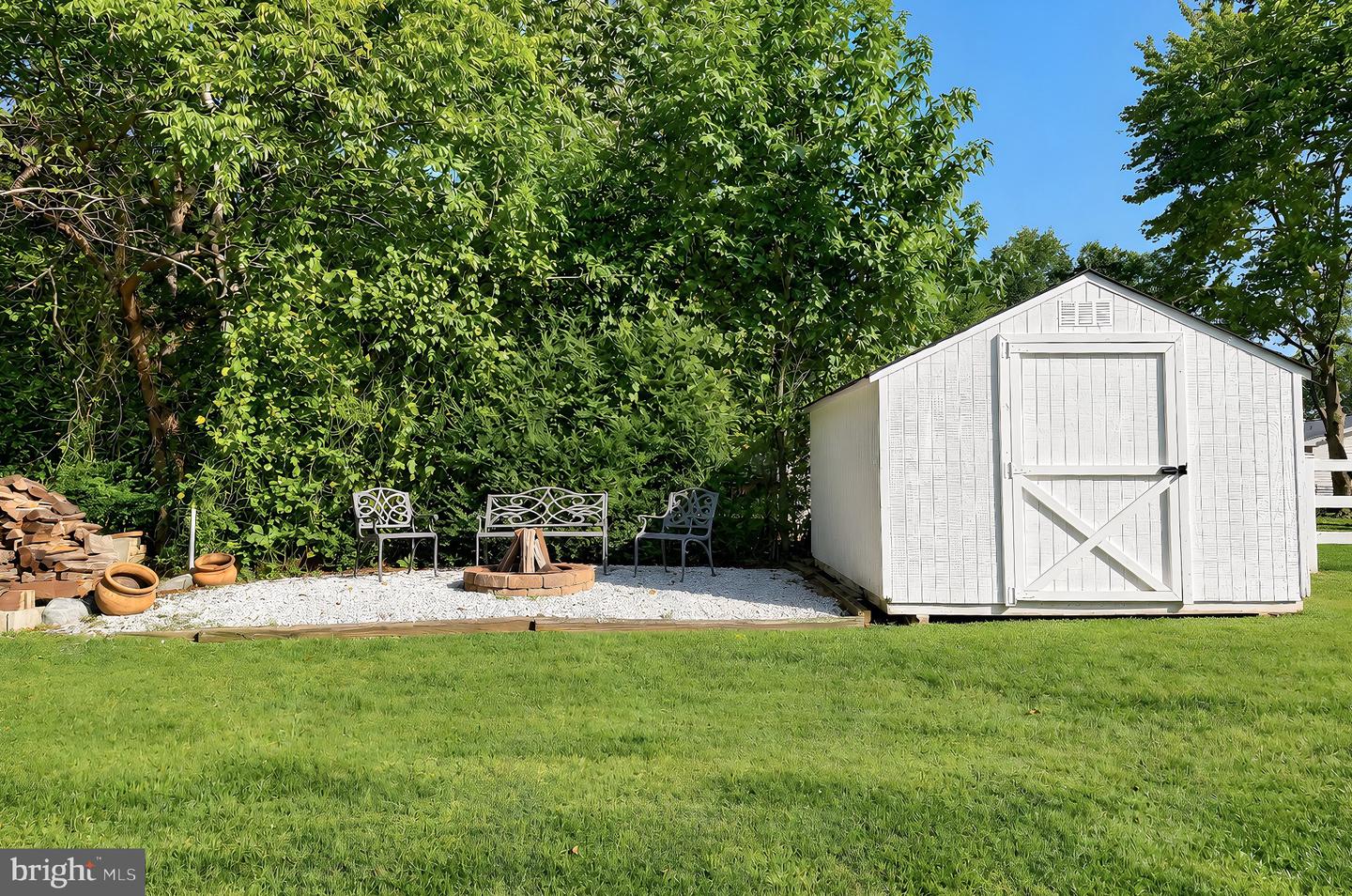 22712 Parkview Dr Property Photo 33