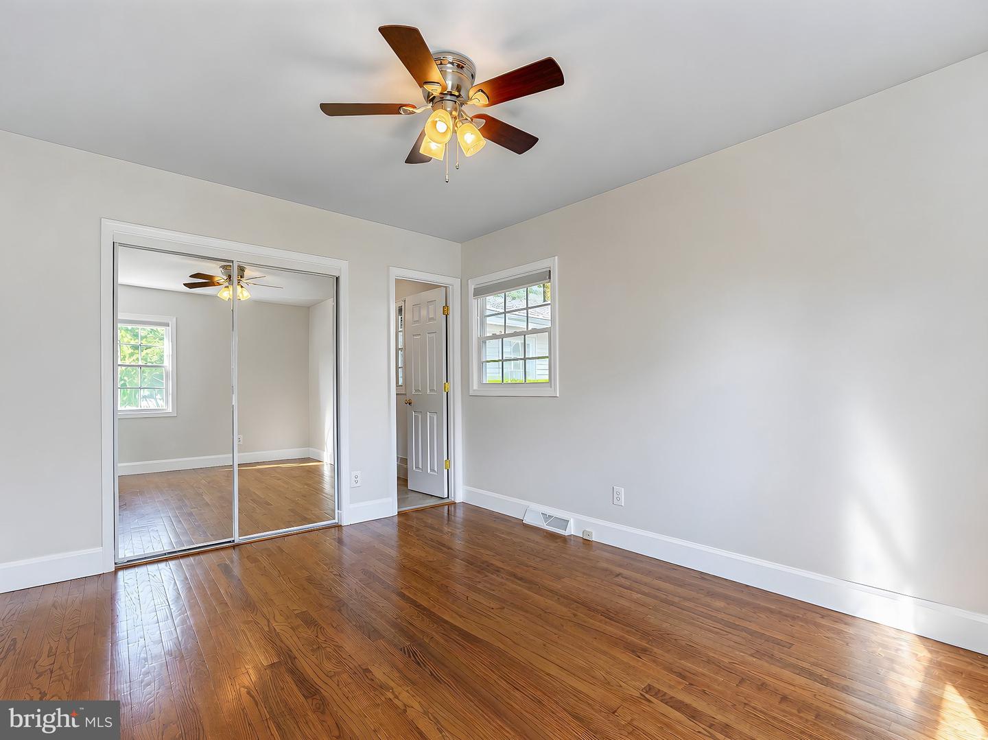 22712 Parkview Dr Property Photo 35