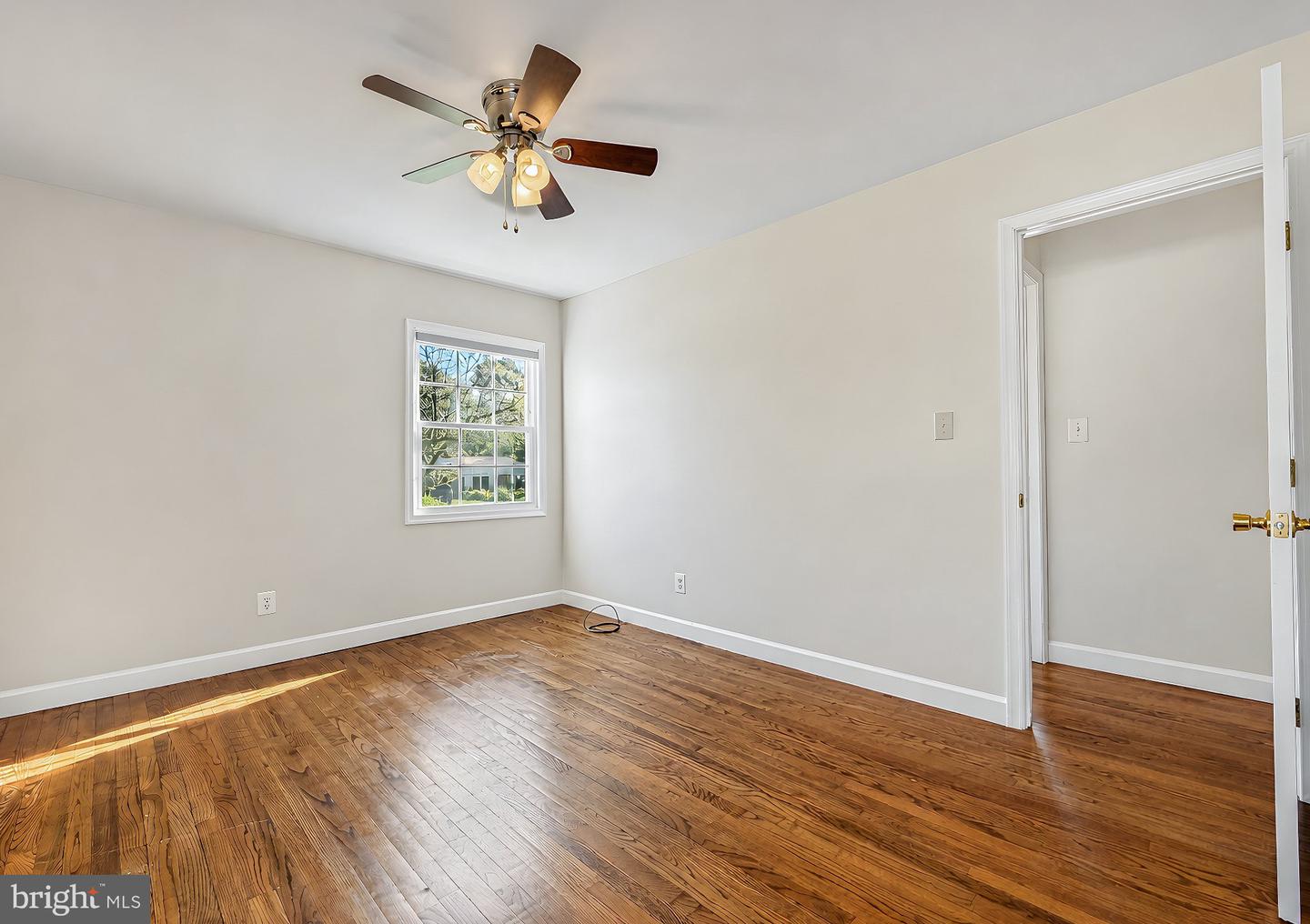 22712 Parkview Dr Property Photo 37