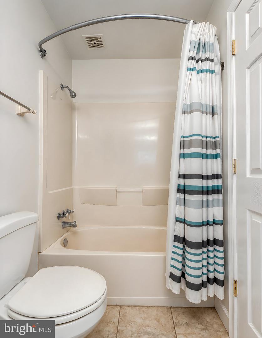 22712 Parkview Dr Property Photo 45