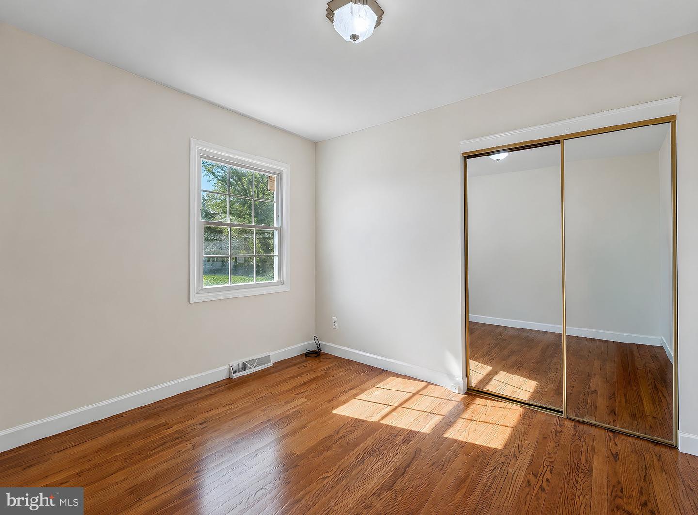 22712 Parkview Dr Property Photo 47