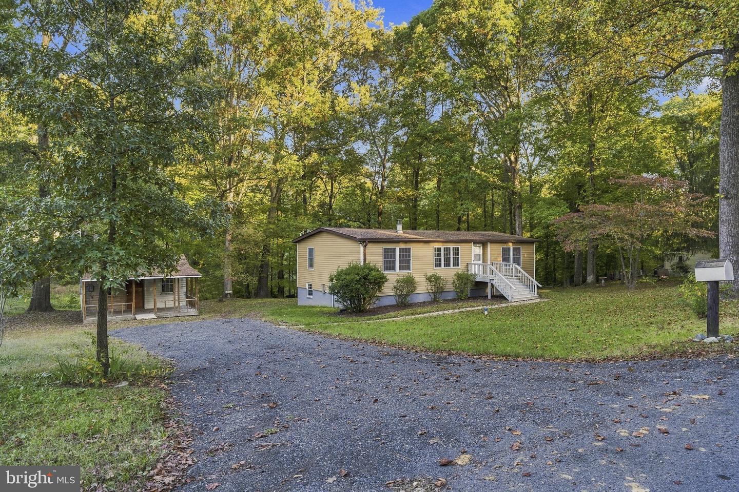 26864 Oak Ridge Dr Property Photo 1