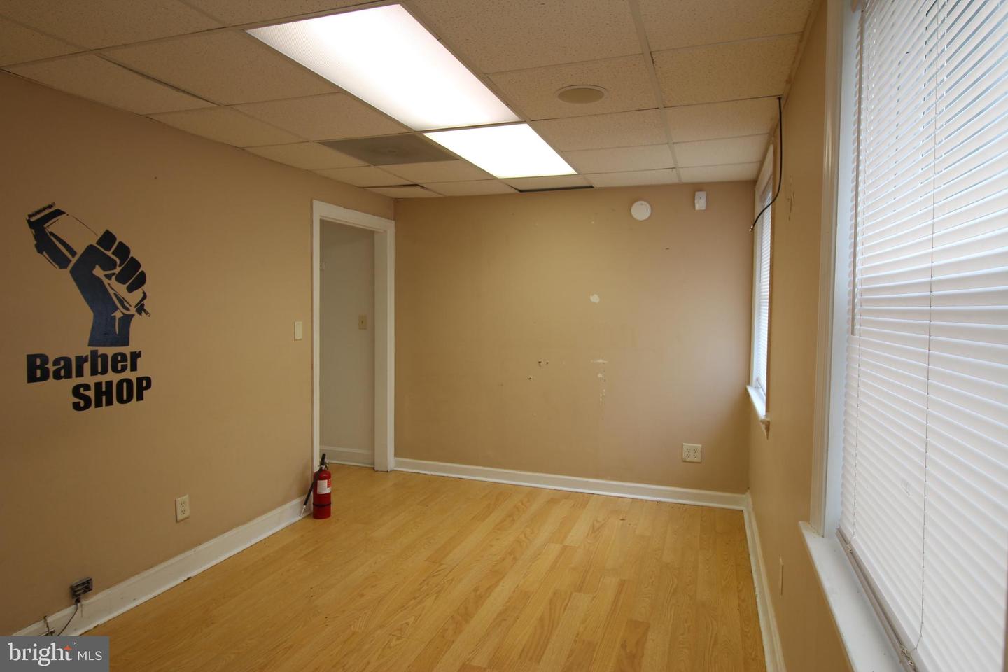 11545 Somerset Ave Property Photo 7