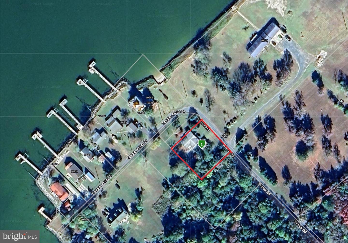 10926 Shores Rd Property Photo 1