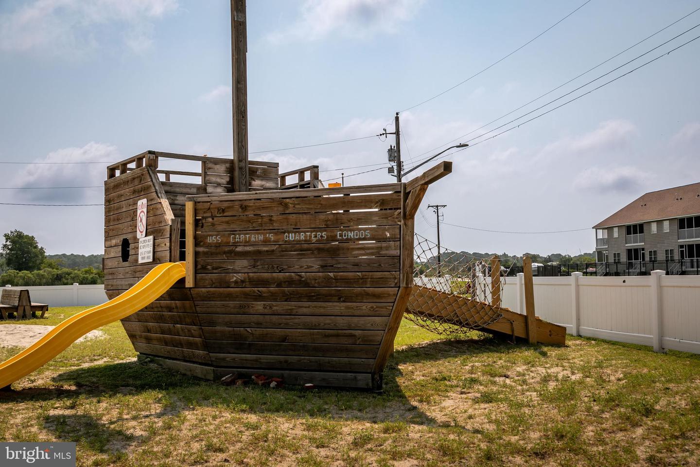 111 Sunset Cir #111e Property Photo 6