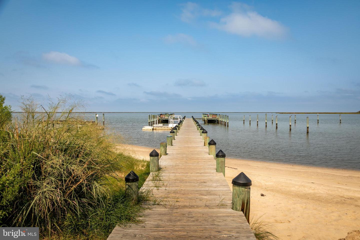 111 Sunset Cir #111e Property Photo 10