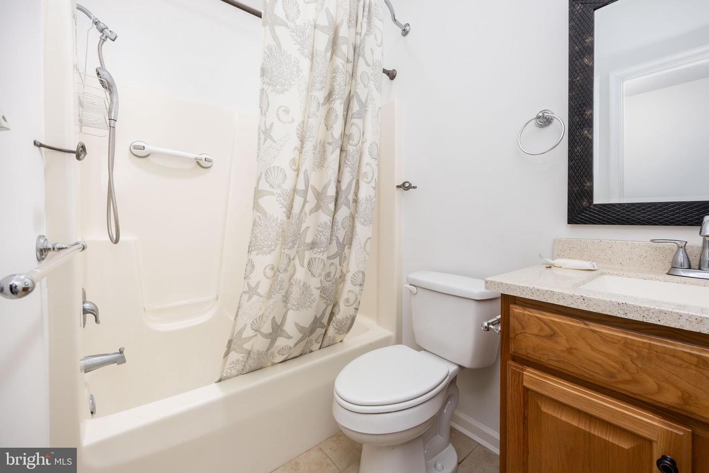 111 Sunset Cir #111e Property Photo 30