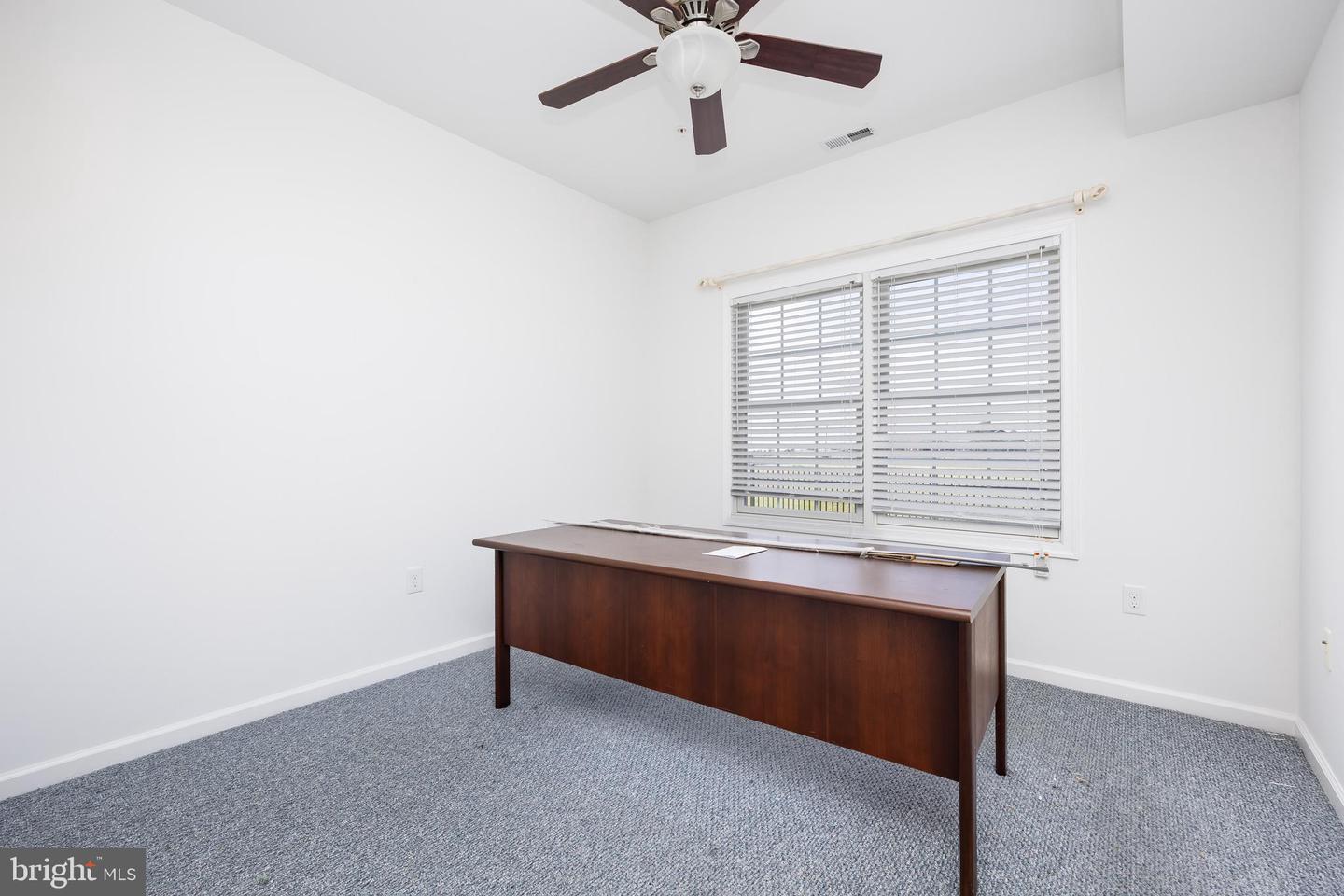 111 Sunset Cir #111e Property Photo 32