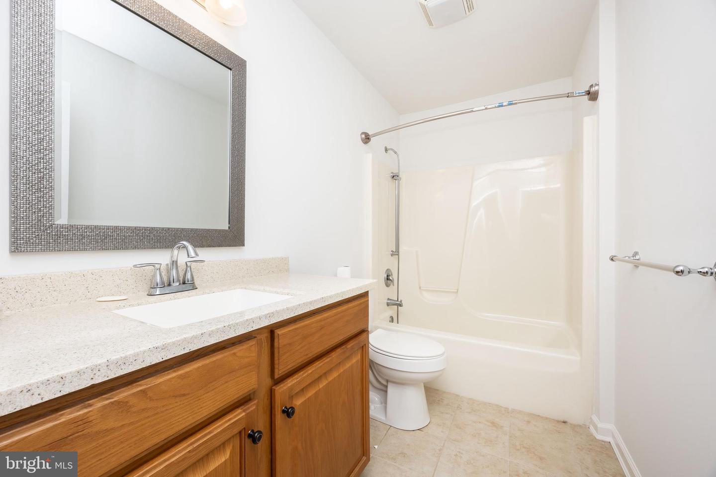 111 Sunset Cir #111e Property Photo 38