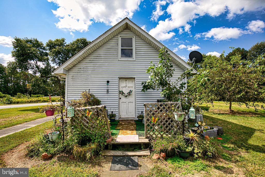 31680 Eden Allen Rd Property Photo 3