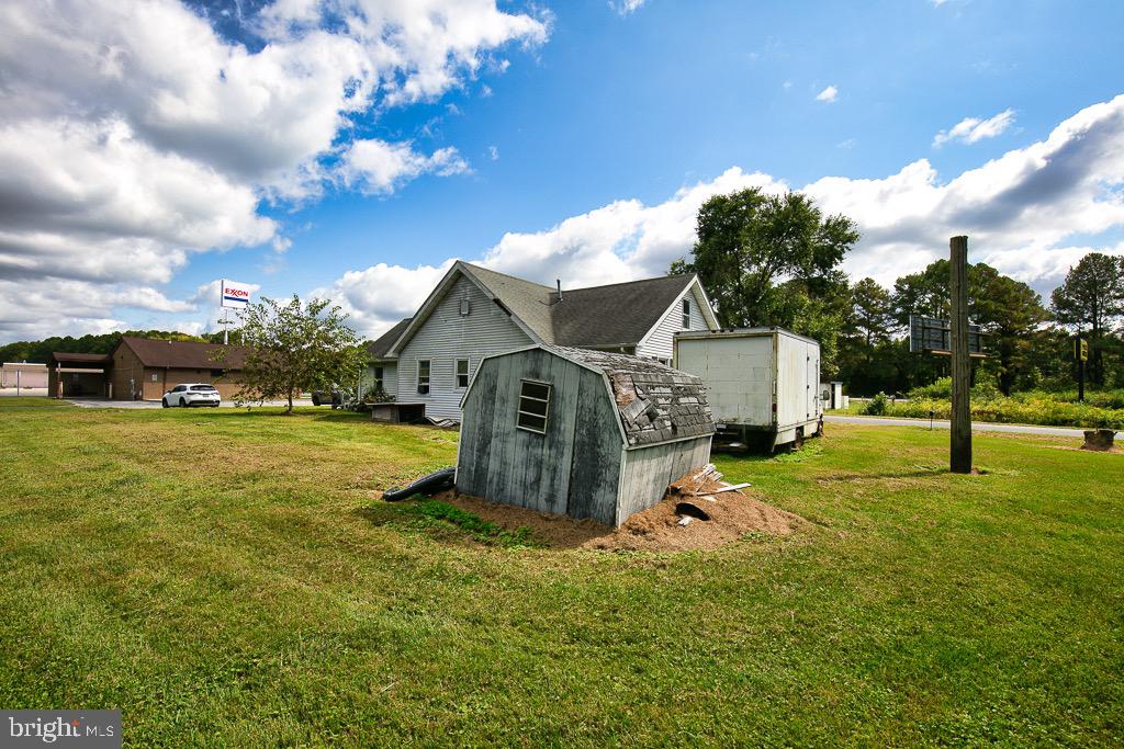 31680 Eden Allen Rd Property Photo 8