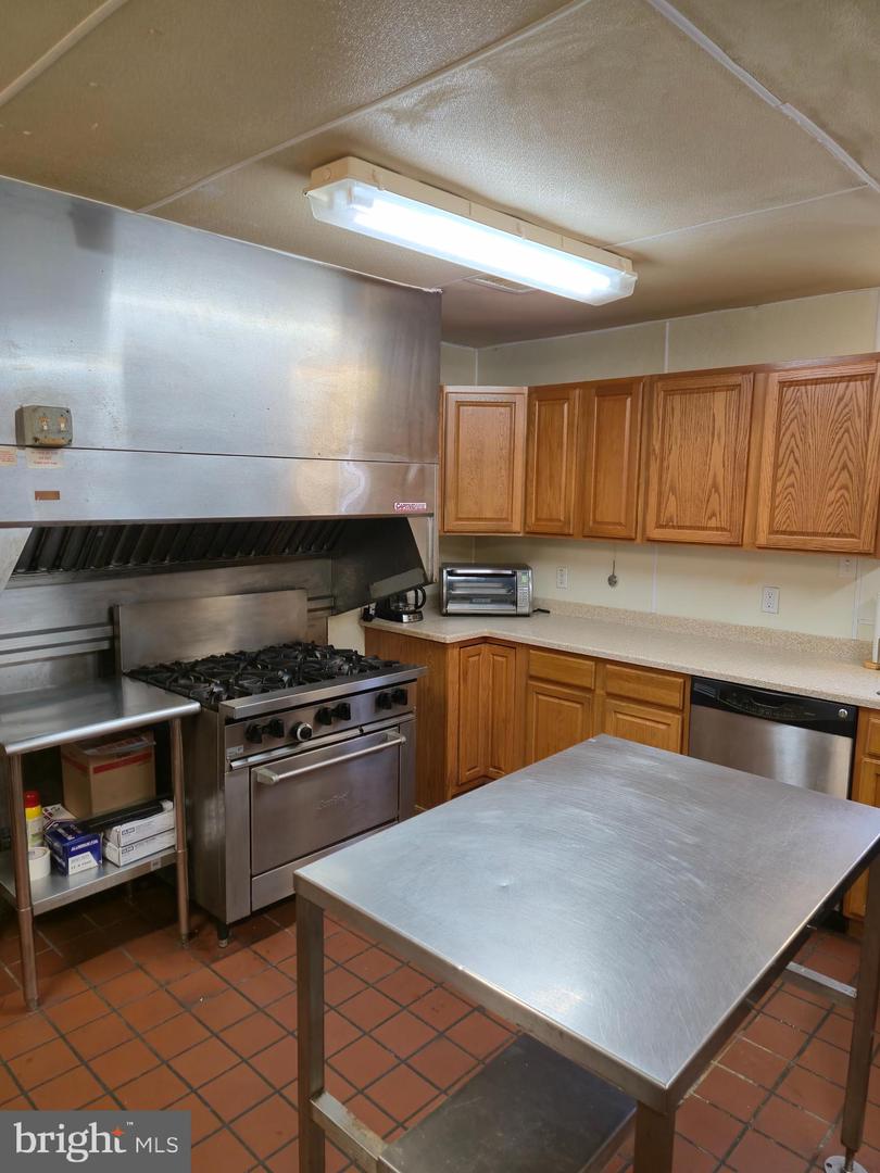 101 N. 7th Street Property Photo 6