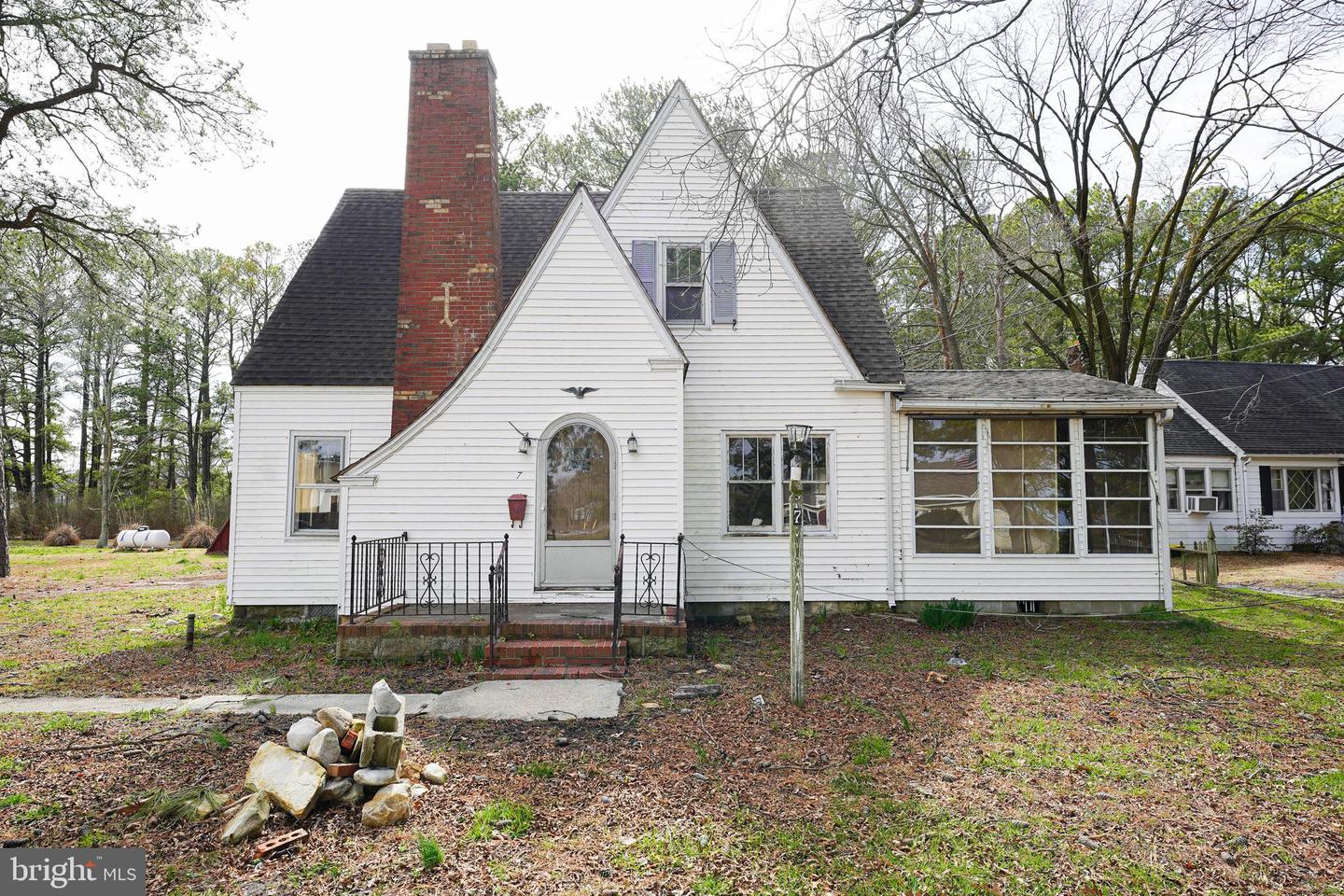 7 Hall Hwy Property Photo