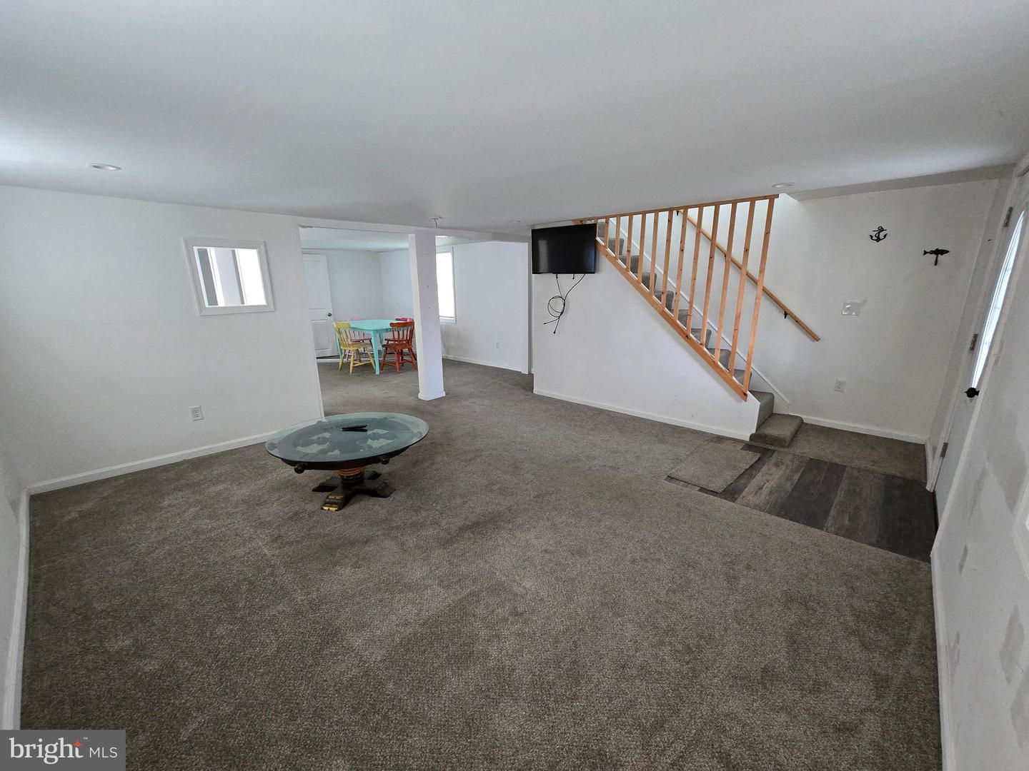 25 W Chesapeake Ave Property Photo 10