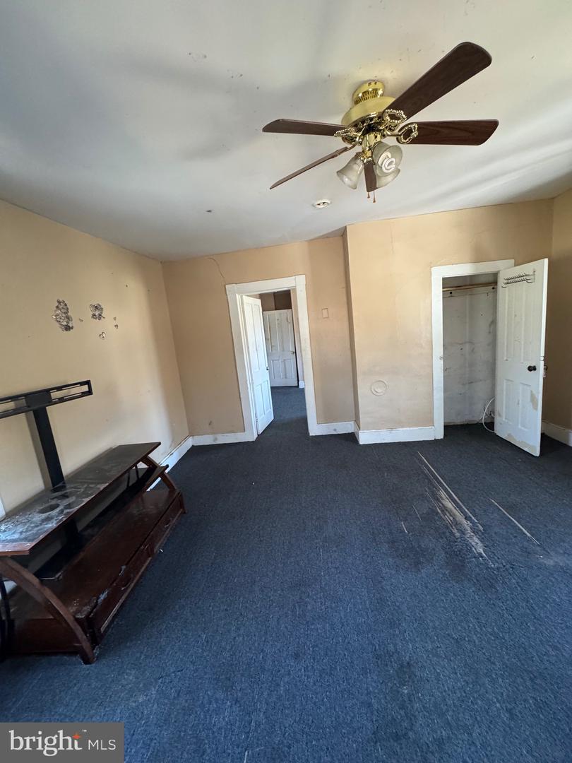 30432 Oak St Property Photo 10