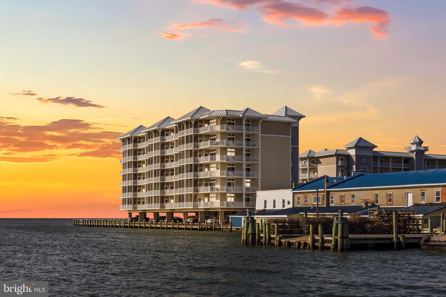 103 WILLIAMS ST #514 Property Photo 1