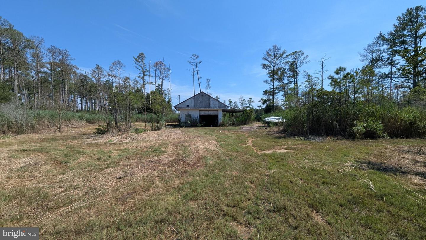 3012 William Maddox Rd Property Photo 1