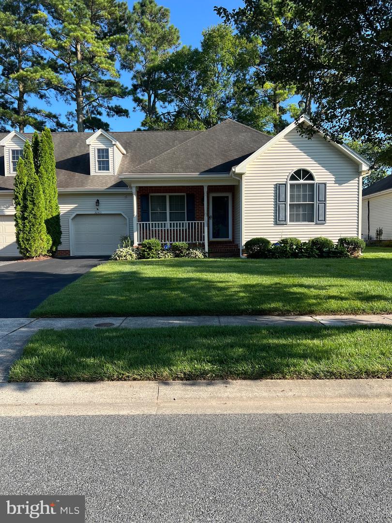 30471 Manor Dr Property Photo 1