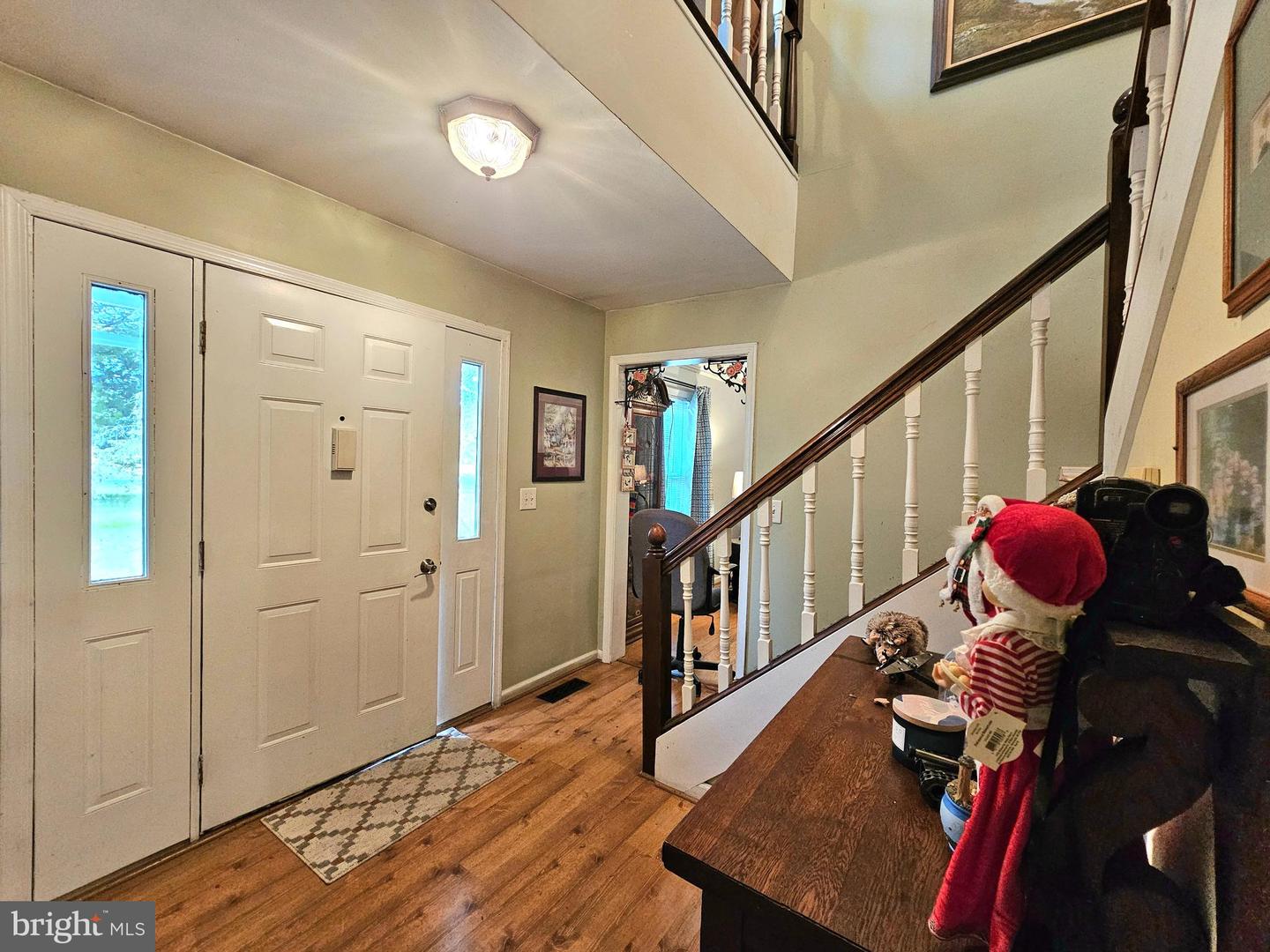 29769 Kingston Ln Property Photo 2