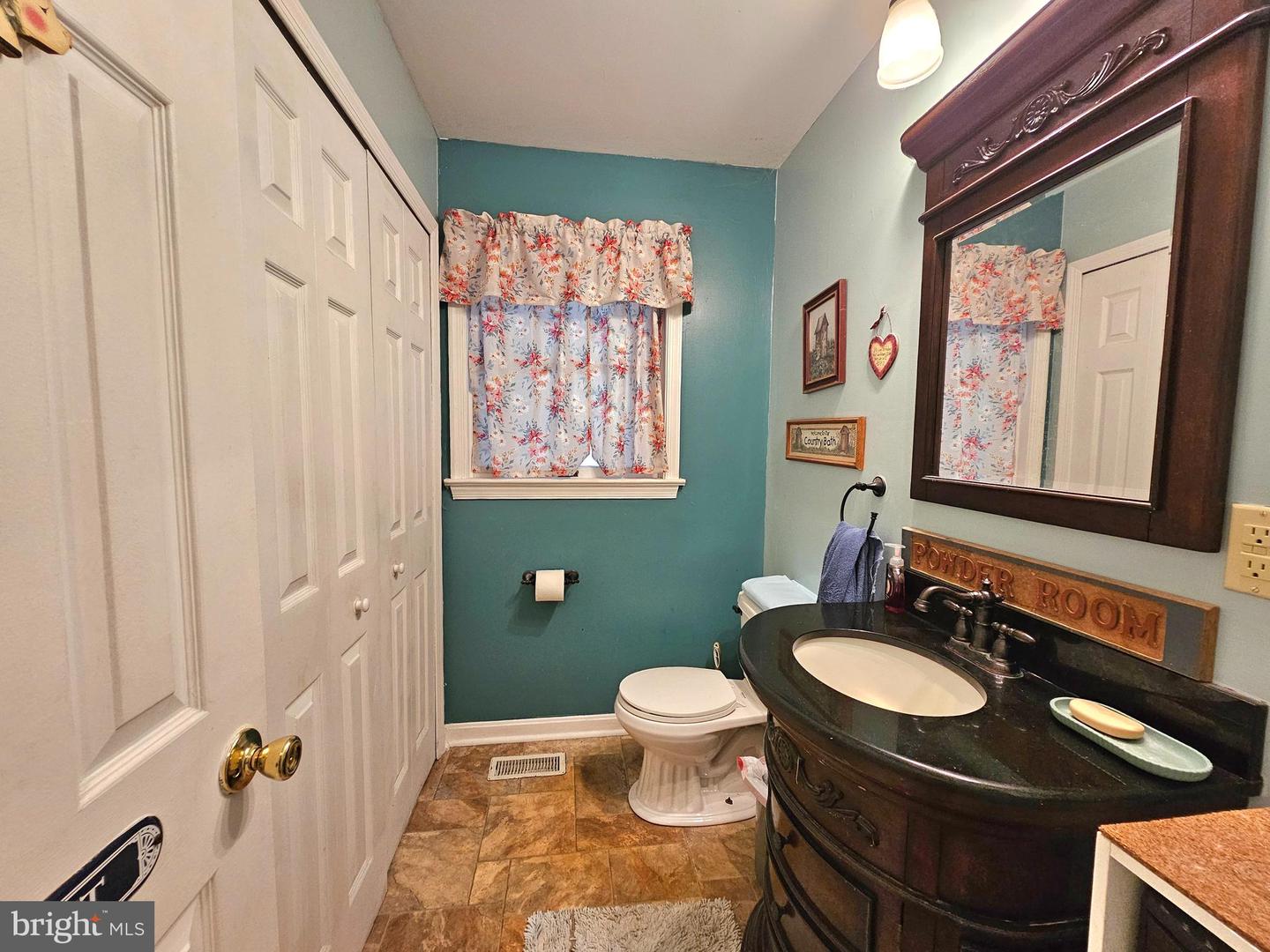 29769 Kingston Ln Property Photo 18