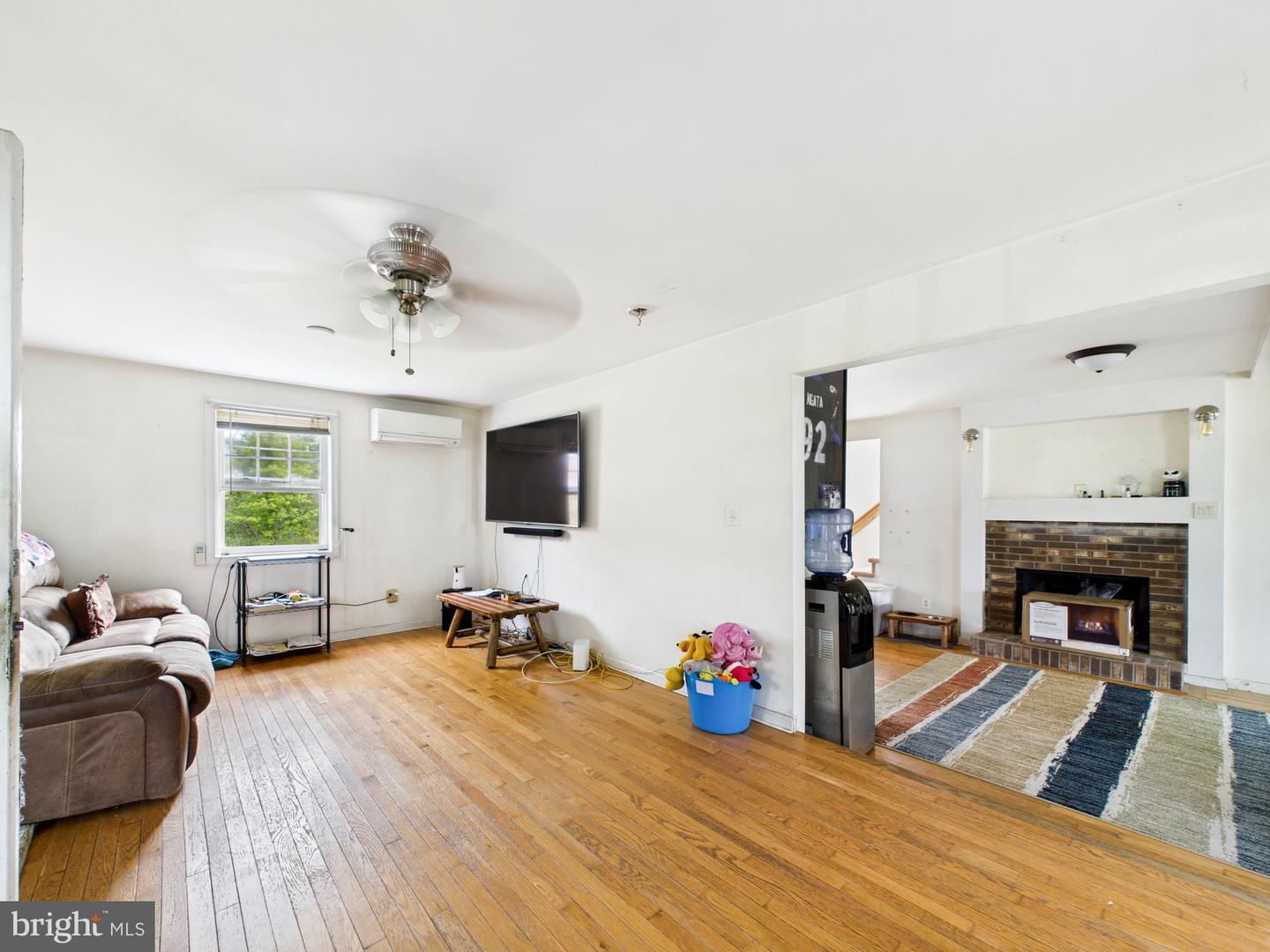 11161 Roland Parks Rd Property Photo 19