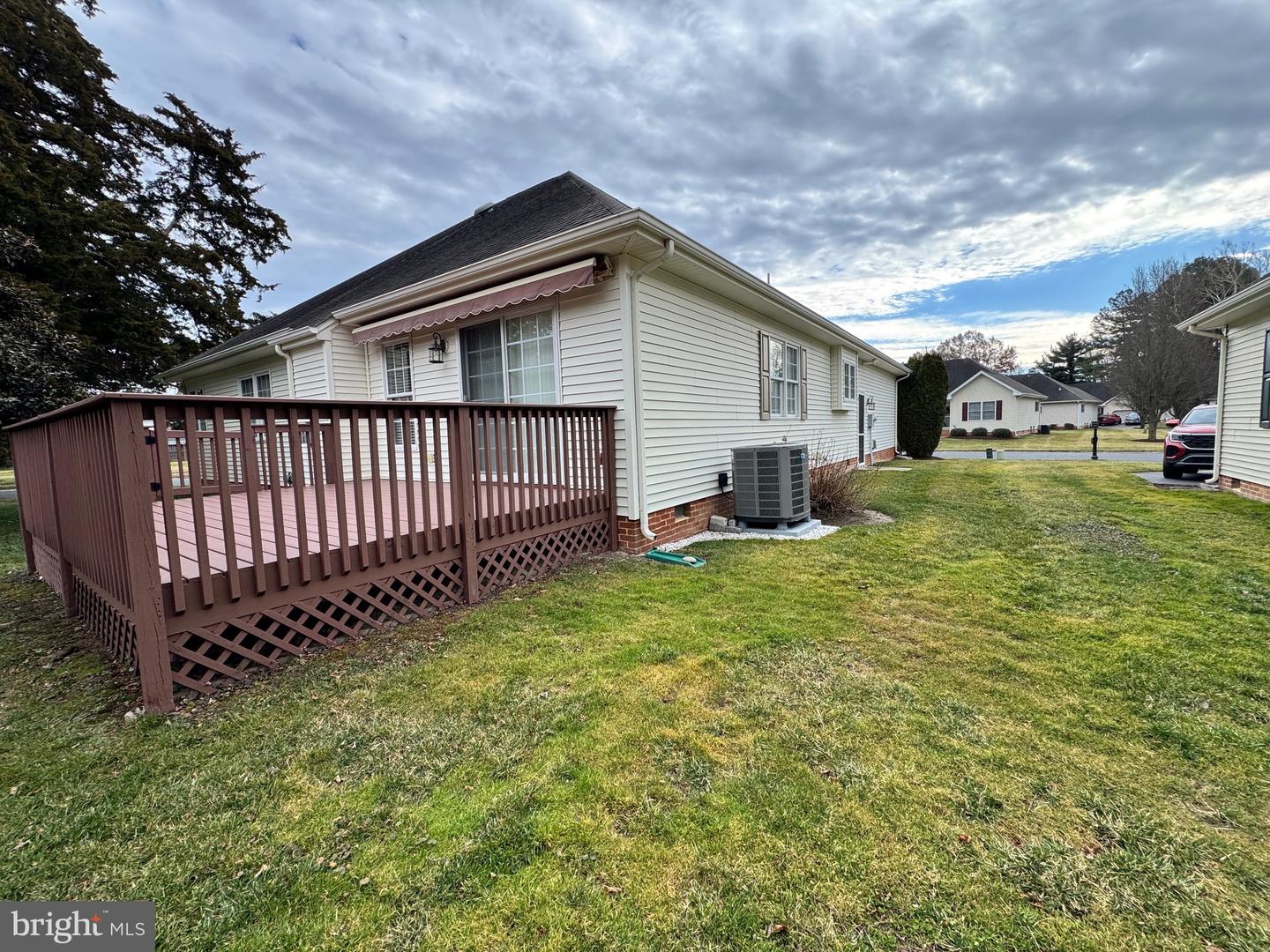 30472 Plantation Dr Property Photo 6