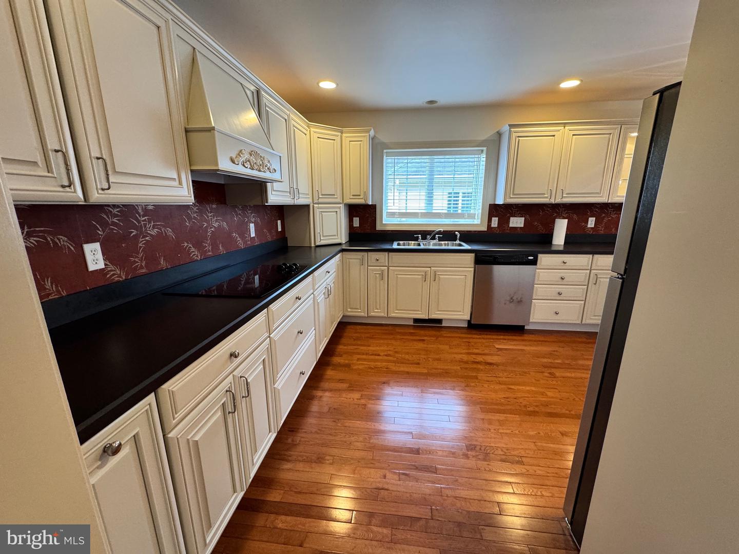 30472 Plantation Dr Property Photo 11