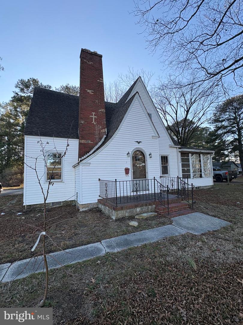 7 Hall Hwy Property Photo 1