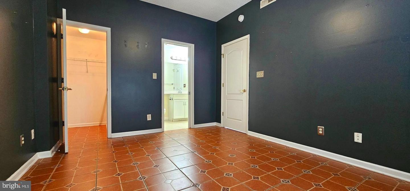 102 Williams St #209 Property Photo 18