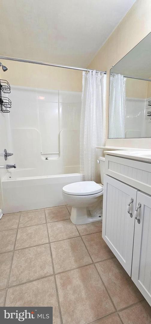 102 Williams St #209 Property Photo 23