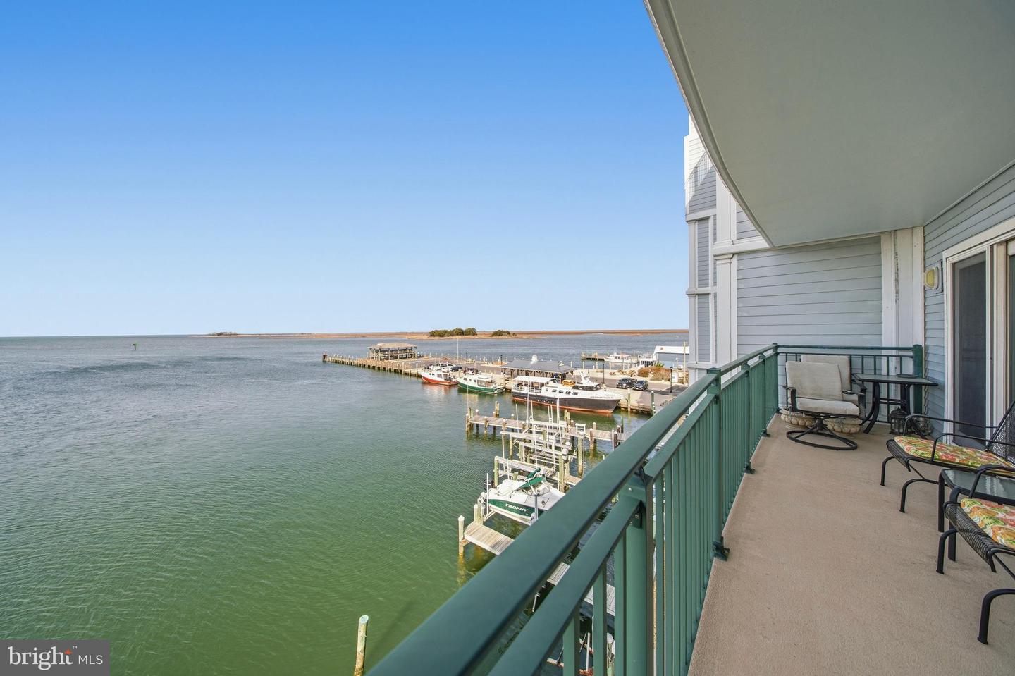 1 Dock St #301 Property Photo 32