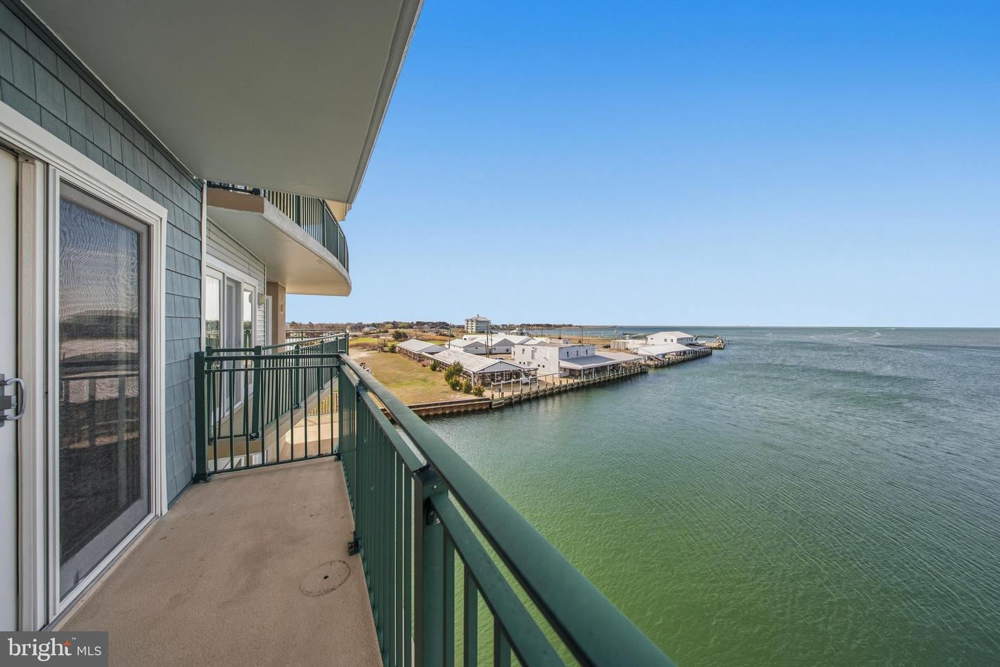 1 Dock St #301 Property Photo 33