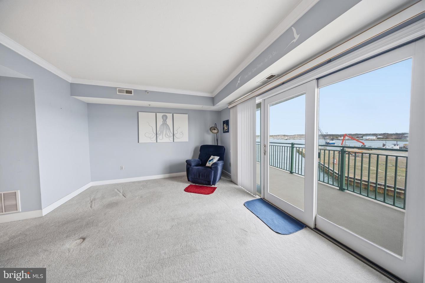 1 Dock St #203 Property Photo 8