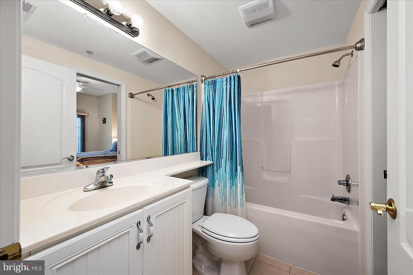 103 Williams St #517 Property Photo 29