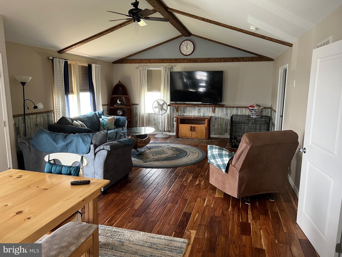 25980 Rumbley Rd Property Photo 11