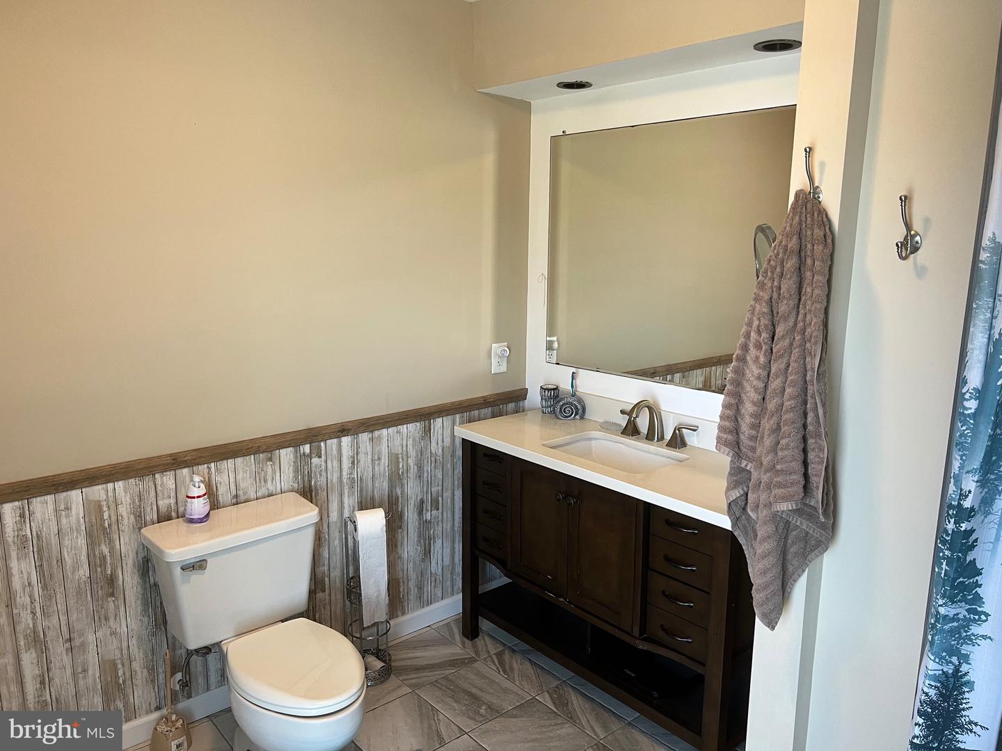 25980 Rumbley Rd Property Photo 24
