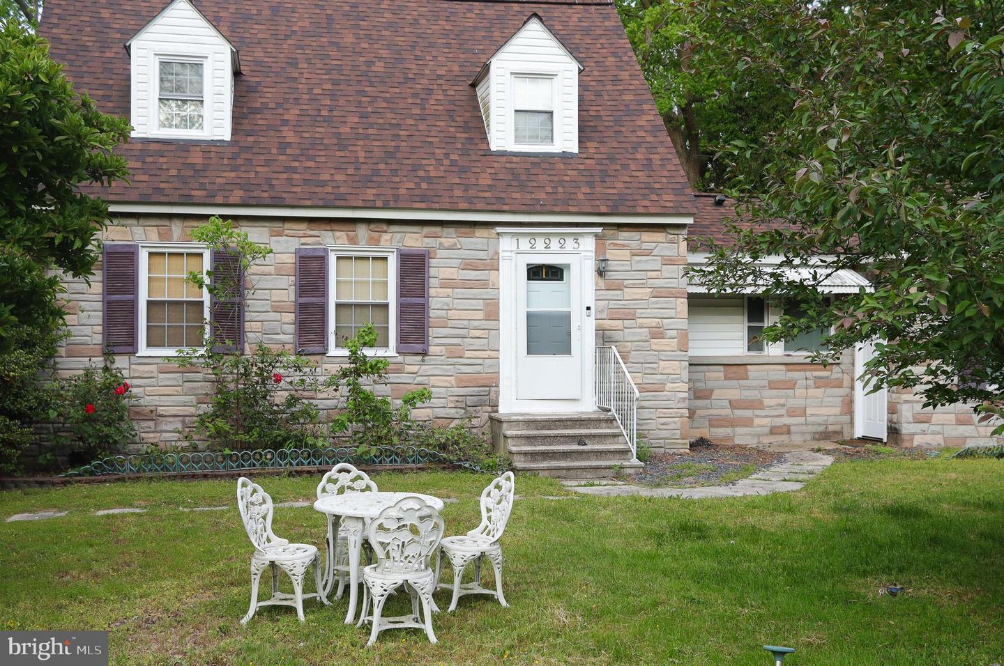 12223 Somerset Ave Property Photo 5
