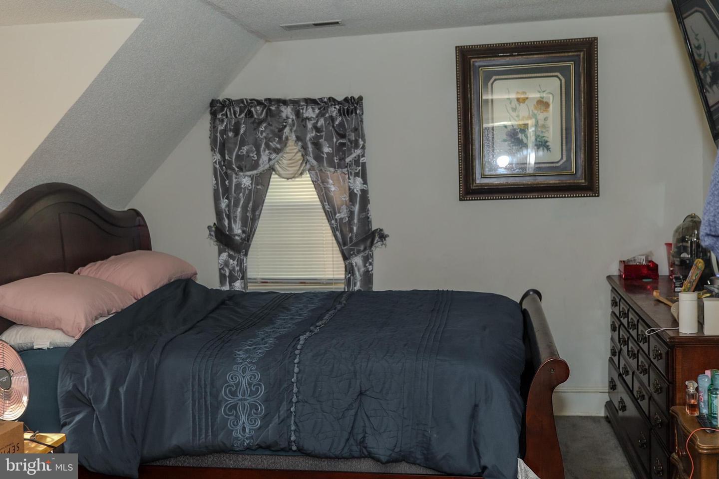 12223 Somerset Ave Property Photo 10