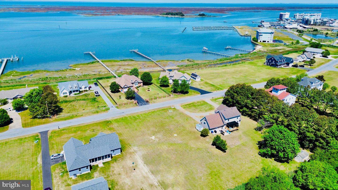 18 Hammock Point Property Photo 1
