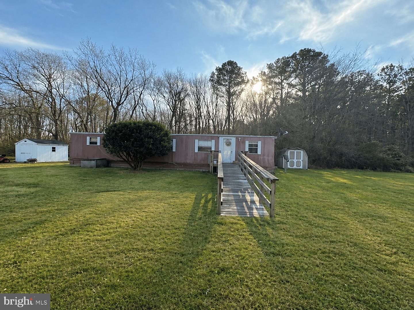 10821 Toddville Rd Property Photo 2