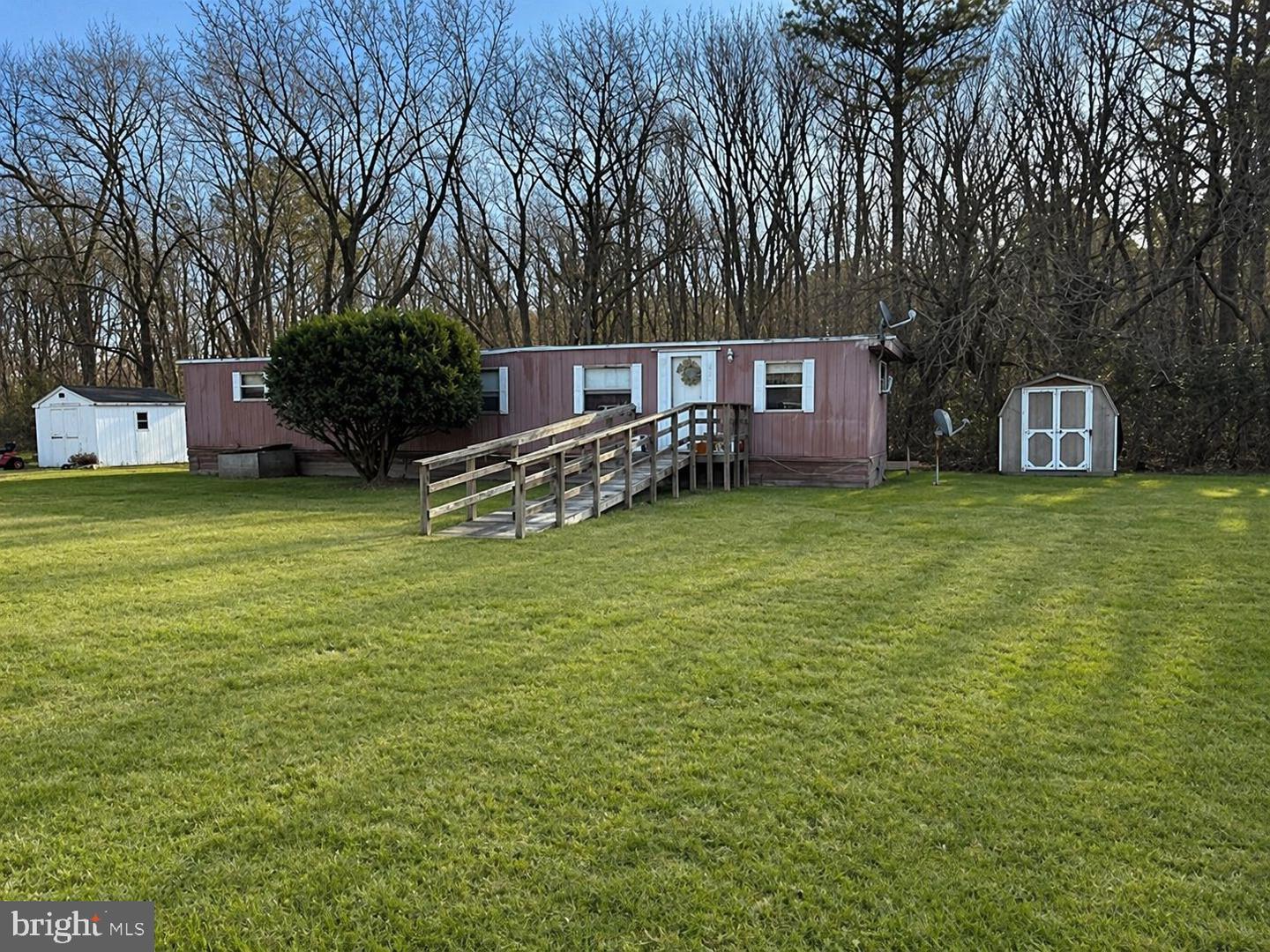 10821 Toddville Rd Property Photo 3