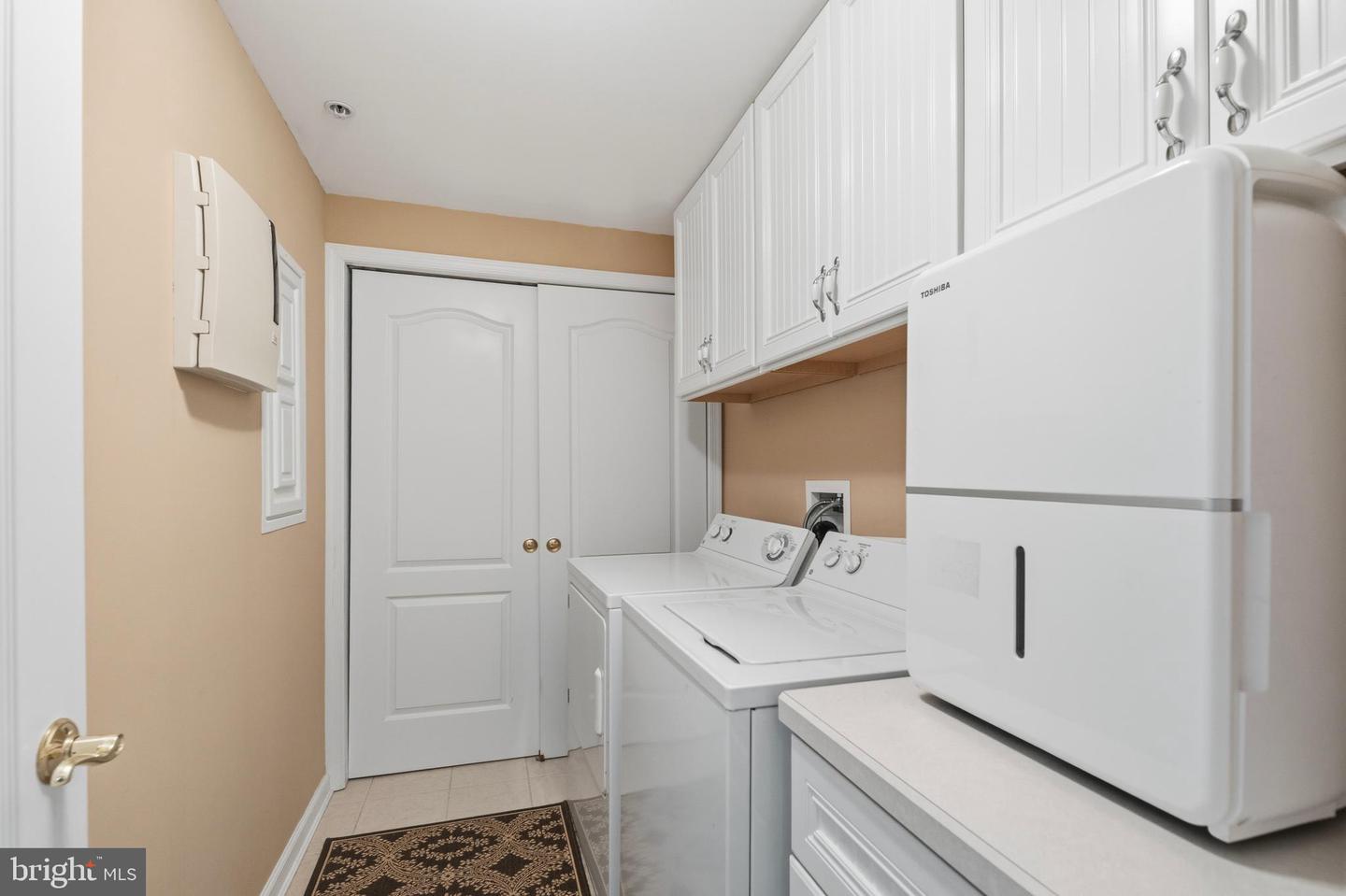 103 Williams St #413 Property Photo 36
