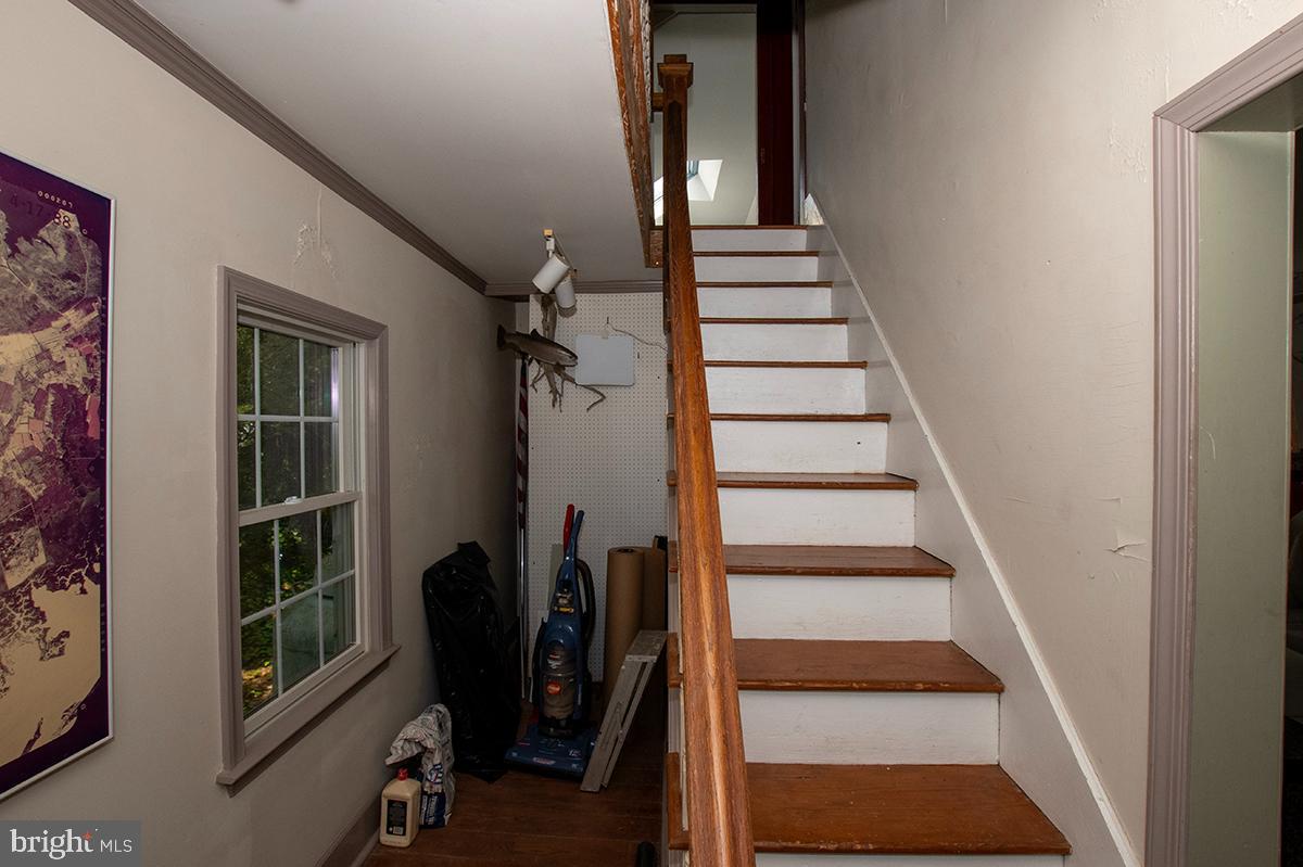 25678 Frenchtown Rd Property Photo 22