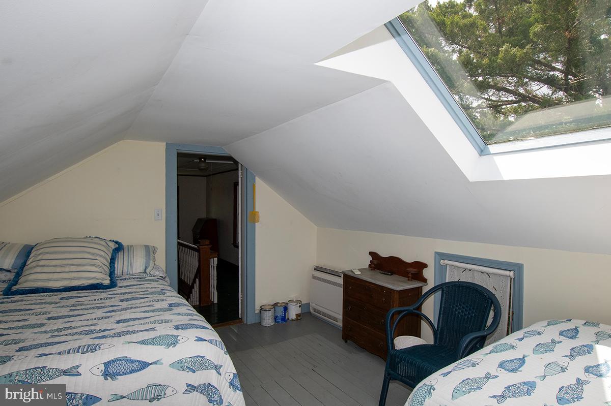 25678 Frenchtown Rd Property Photo 24