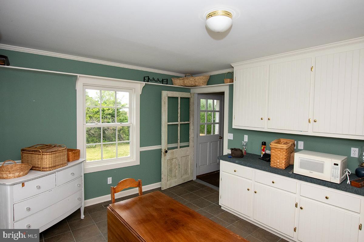 25678 Frenchtown Rd Property Photo 44