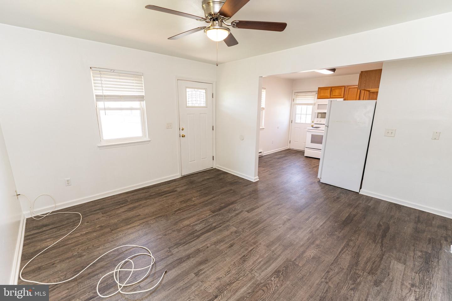 30704 Hampden Ave Property Photo 7