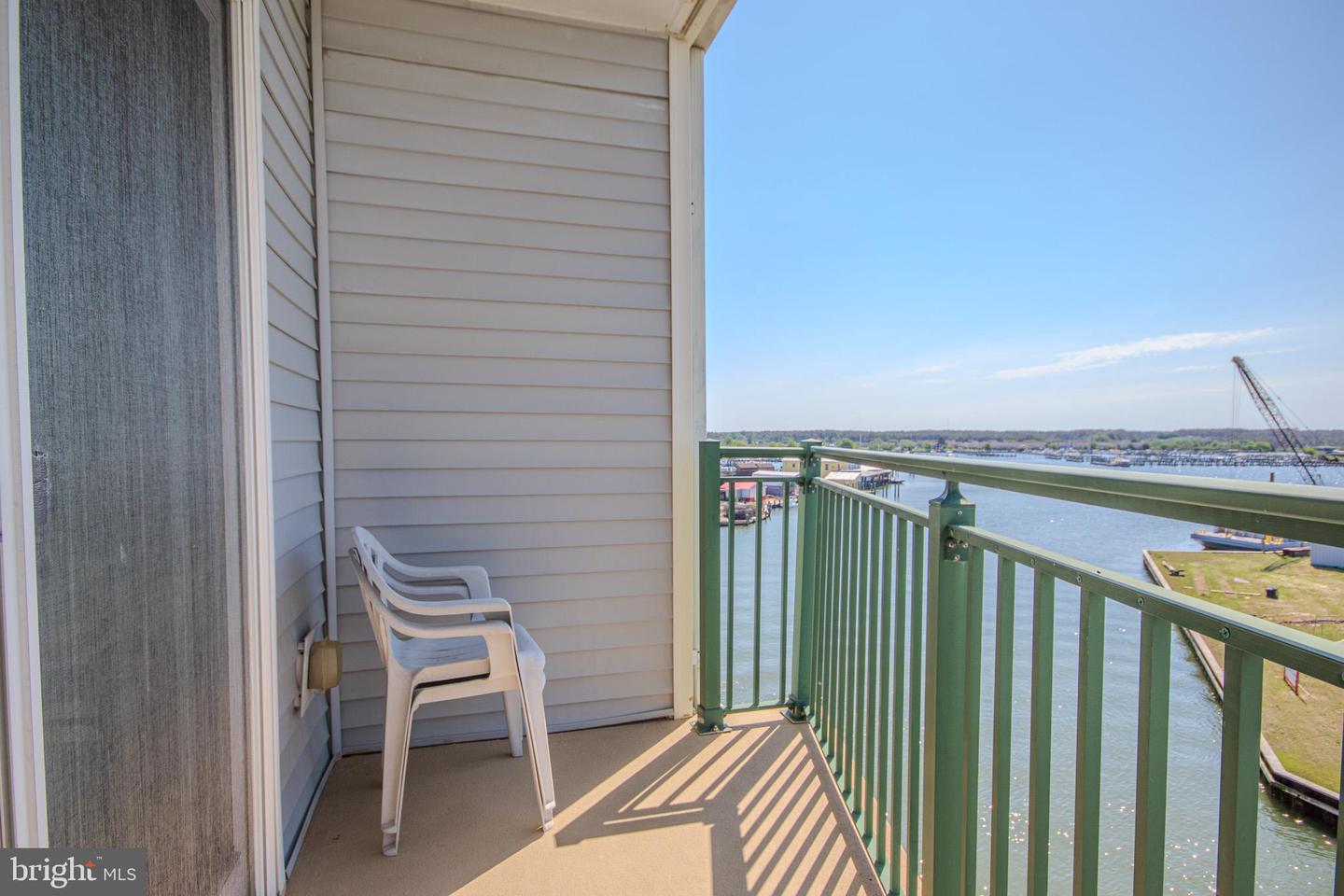 1 Dock St #402 Property Photo 28
