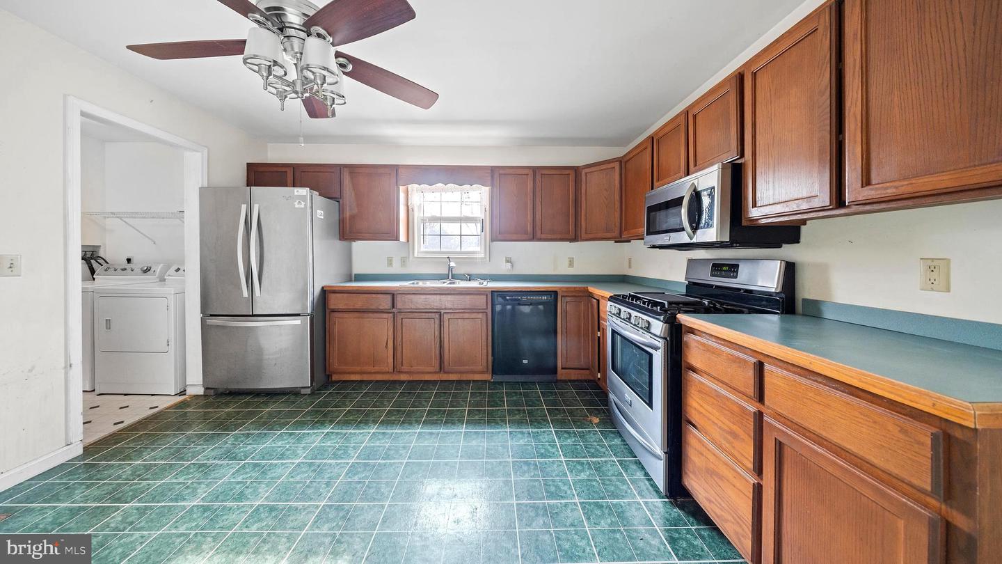34157 Somerset Road Property Photo 10