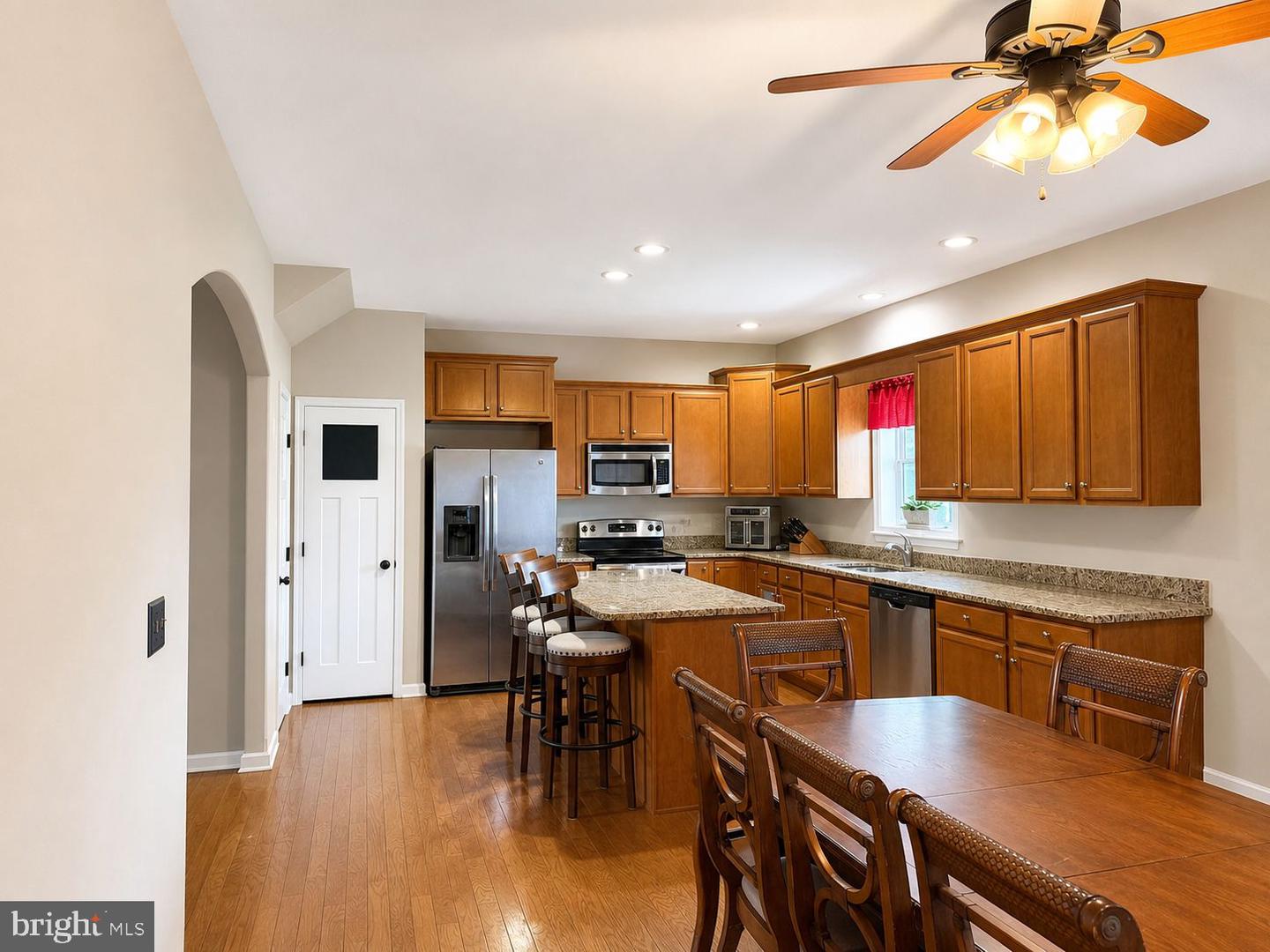 31390 Harvest Ct Property Photo 5
